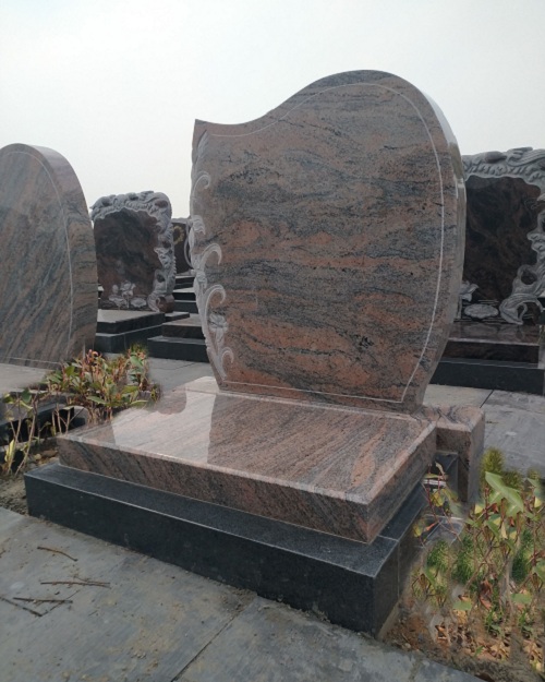 朝南現代藝術(shù)墓型